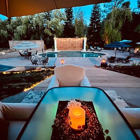 레딩 The Oasis 아파트 외부 사진